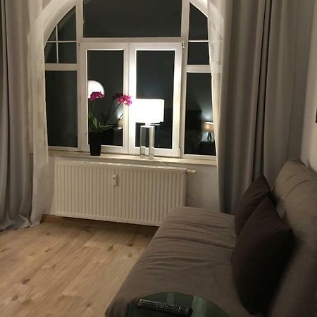 Gemuetliche Ferienwohnung Im Erdgeschoss- Jenaer Strasse إرفورت المظهر الخارجي الصورة